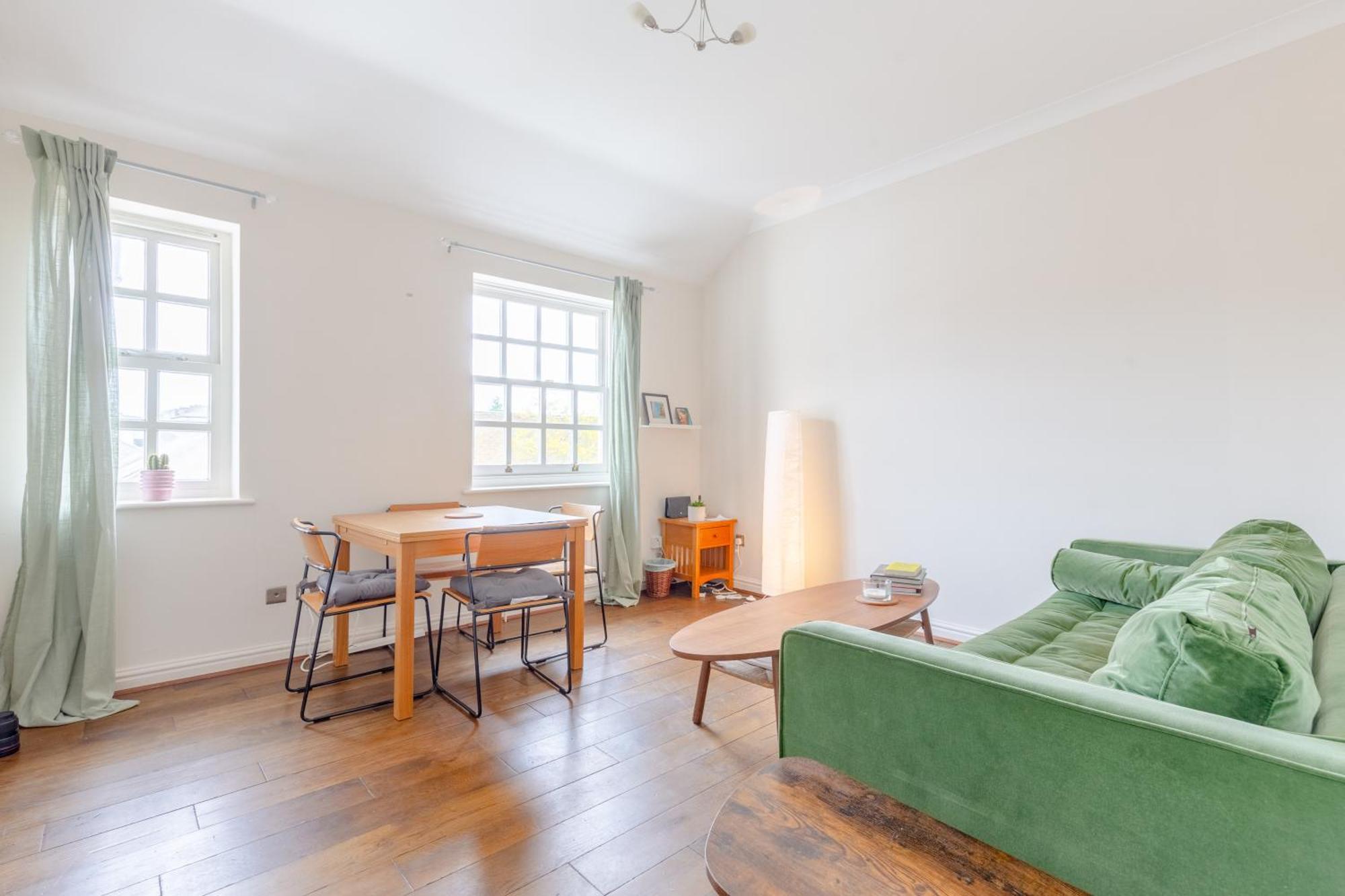 Peaceful 1 Bedroom Flat Near Highbury And Islington *